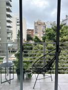 Bright apartment, excellent location