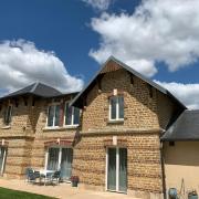 Gîte du Château avec Piscine Intérieure