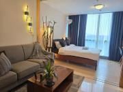 Very Cosy One Uptown near Grand Hyatt Hotel BGC Uptown Mall and St Lukes Medical Center