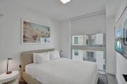 Modern Condo in Downtown Miami 80