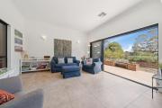 Top Leura