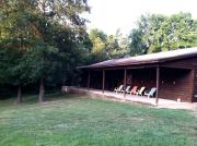 Spacious Cabin Rental for Large Groups near Onondaga Cave State Park in Missouri