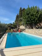 Mas des quatre cyprès Mas des quatre cyprès