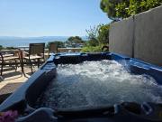 Relax apartment jacuzzi terrace with sea view
