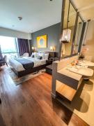 Novotel Executive Suites at Acqua Manila