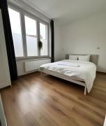 CozyRoom 5 Min from Gare du Midi CozyRoom 5 Min from Gare du Midi