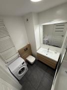 ENCLAVE Komfortowy apartament z ogrodem i garażem