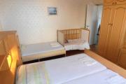 Family-friendly apartments with swimming pool Sukosan, Zadar - 3273