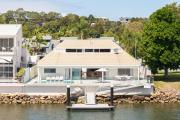 The River Rest - Noosa Jetty Stay