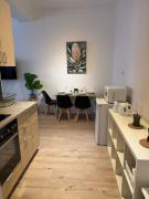 Marylin new apartment free parking at riverside