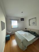 Sunny modern 2 bedroom apartment