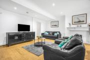 Spacious Apartment 5 Mins Walk to South Kensington, Hyde Park, Chelsea, Perfect For Families, Free Tea, Coffee, Super Fast WiFi