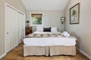Top Thornbury