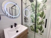 Bucharest Central & Spacious 3Br 3Ba Family Apt