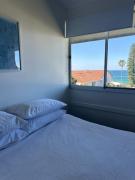 One Mile Horizon - Beach House