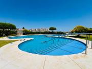 Sunlit Oasis - Garden, Pool & Sauna