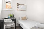 Rustic Single Room - Central Spot in Kensington - Shared Bathroom