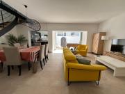 Maison rénovée avec patio plage à pied