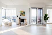 Modern Minimalist Apartment with Panoramic Views Modern Minimalist Apartment with Panoramic Views