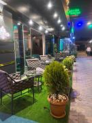 Crowned Boutique Hotel