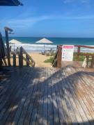 Apto completo com 3 quartos, piscina e academia - Pé na areia, Muro Alto