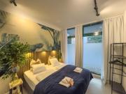 Fried-RICH Apartments