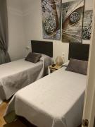 Habitacion doble en casa compartida con anfitriones