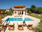 Villa in Gostinjac with swimming pool