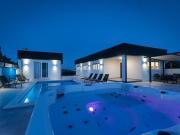 Villa in Pula with swimming pool