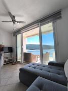 Seaside Apartment Kruce