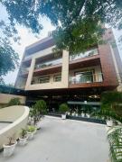 Royal Residence Near 32nd Avenue - Gurugram