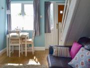 Crown Courtyard Cottage