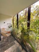 Mistiq, departamento con balcon y albercas con vistas impresionantes