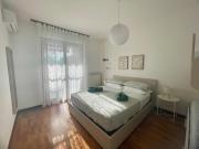 Sunset Escape, relax a due passi dal mare con terrazza e aria condizionata