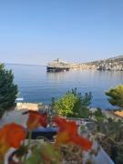 stay saranda - steps from the beach