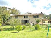 Casa sul fiume con giardino e terrazza Casa sul fiume con giardino e terrazza