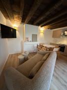 Suite Galerie by Collection Aura - Hypercentre Charleville-Mézières à deux pas de la Place Ducale