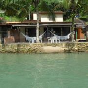 beachfront house on Araújo Island Paraty RJ