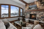 Grand Lodge - Three Bedroom #201 - Ski-in ski-out condo