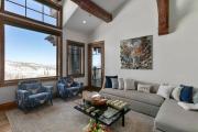 Grand Lodge - Four Bedroom #302 - Ski-in ski-out condo