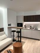 LuXuRY STUDIO CROISETTE -