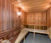 Riverview 2BR Apt with pool and Parking Near Suncorp