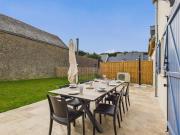 1 km plage - jolie maison 7 adultes 3 enfants