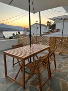 Emma & Giannis Studios