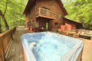 FREE Tickets! Wandering Bear Lodge 4BR Mountain Chalet with Hot Tub, Game Room & Fire Pit
