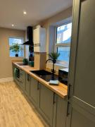 Blackburn Retreat Hot Tub Couples Retreat