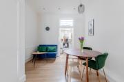Central & Charmingly Curated 1BD WiFi Fulham