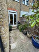 Beautiful & Cosy 2BD House - Southwark