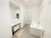 Modern, Bright, Spacious 3-Room-Apartment in a Nice Area of Vienna