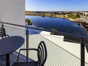 Top Kawana Waters